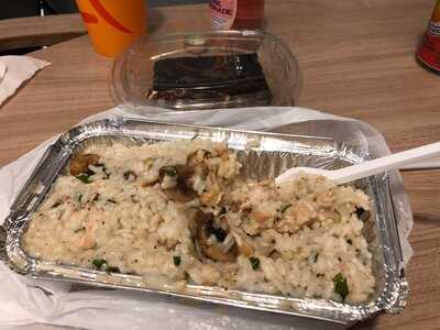 La Taverna Grill Bistro