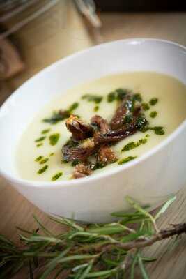 Stable Door Cafe & Ice Cream Parlour