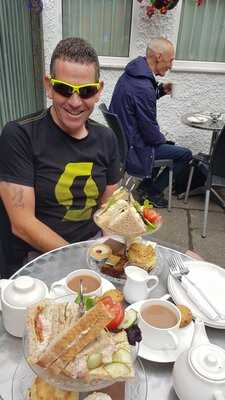 Cafe In The Courtyard