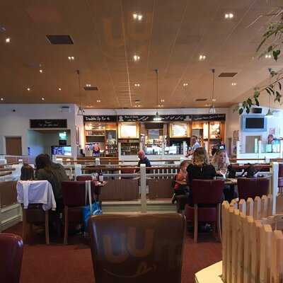 Mash And Barrel Bar And Restaurant