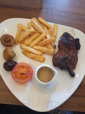 Mash And Barrel Bar And Restaurant