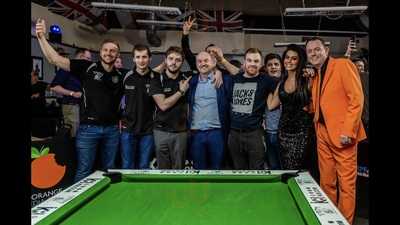 Q8 Sports Bar & Grill