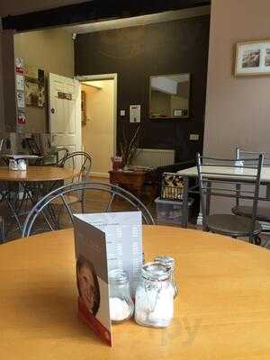 Morgans Cafe & Lounge