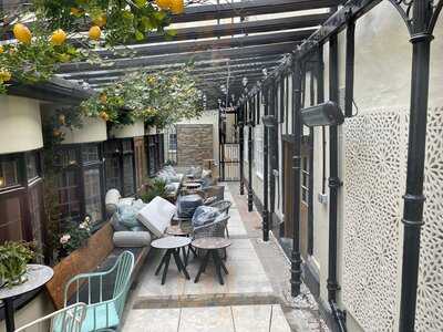 George Hotel Of Colchester Restaurant