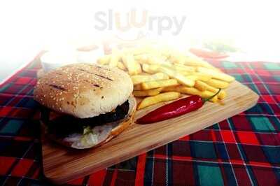 Figo's Charcoal Grill And Pizza Palace