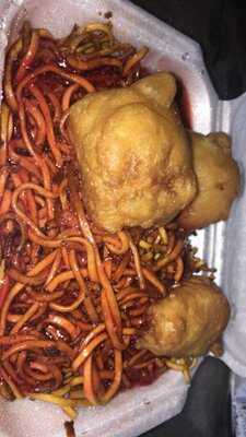 The Yummy House Chinese Take Away