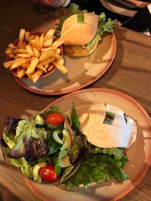 Nando's Swindon - Orbital