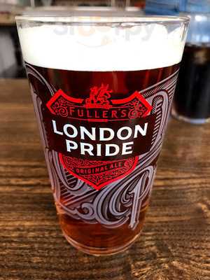 The Ship And Castle Hotel Restaurant