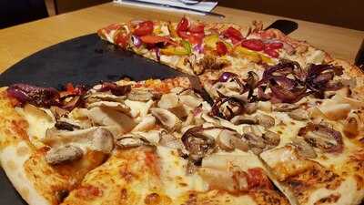 Pizza Hut Chelmsford Town Centre