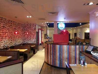 Pizza Hut Chelmsford Town Centre