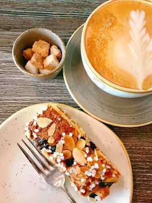 Loaf & Bloom Deli Kitchen