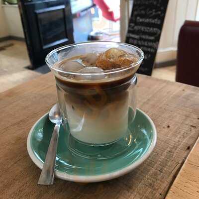 Good Coffee Headquarters - The Common Room