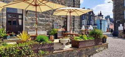 Aber House Cafe & Tea Garden