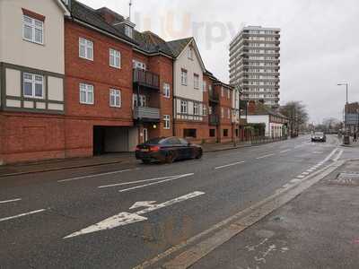 Kingston Charcoal Grill