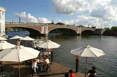 The Riverside Restaurant