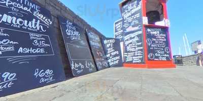 Boathouse Cafe Lymignton