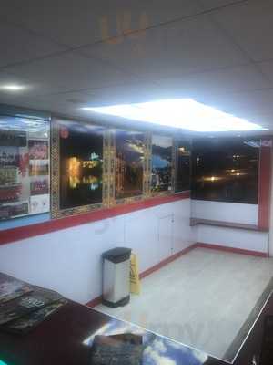 Holywell Kebab & Burger House