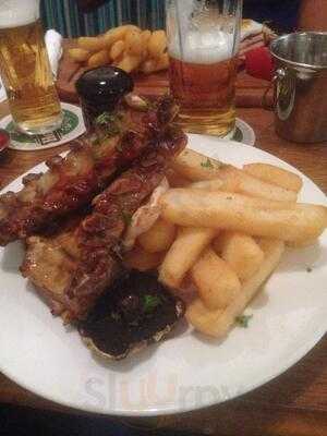 Hogan's Bar And Grill