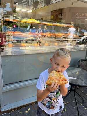 Chicago's Coffee And Sandwich Shop