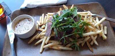 The Wicket Bar & Grub