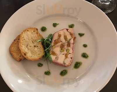 Cool River  Cafe & Patisserie