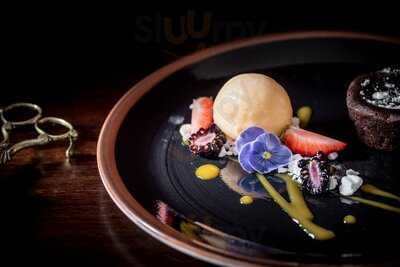 Bull & Bass Restaurant