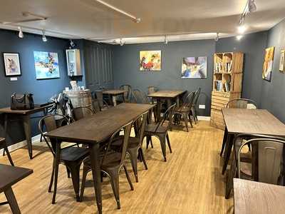 5 Blends Coffee House