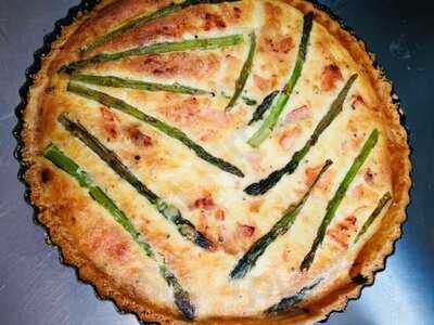 Hanging Gardens Garden Centre & The Potting Shed Tearoom