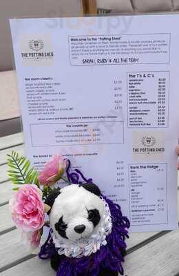 Hanging Gardens Garden Centre & The Potting Shed Tearoom