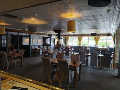 Finneys Cafe & Sports Bar