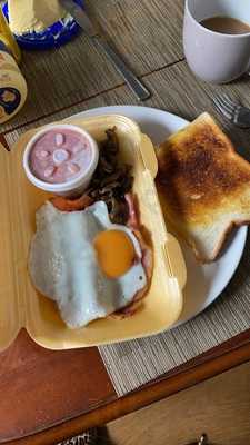 Roberto's Coffee And More