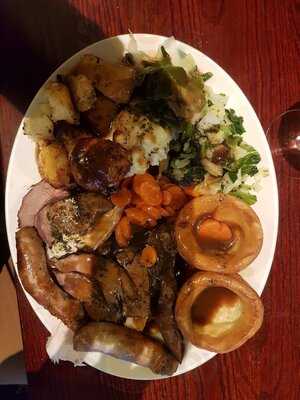 The Ashbank Stonehouse Pizza & Carvery