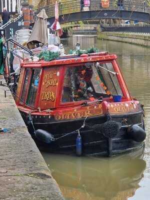 Moonraker Floating Tearoom
