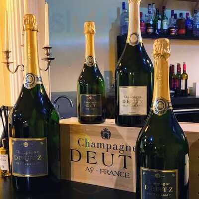 O Portugues Cafe Restaurant