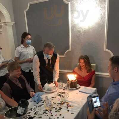 The Crescent Bar And Restaurant