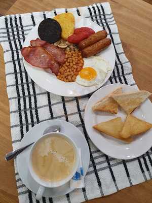 The Gold And Black Cafe