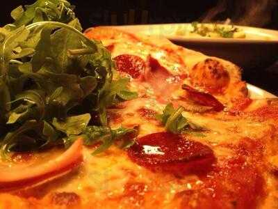 Ivy Cocktail Bar & Restaurant