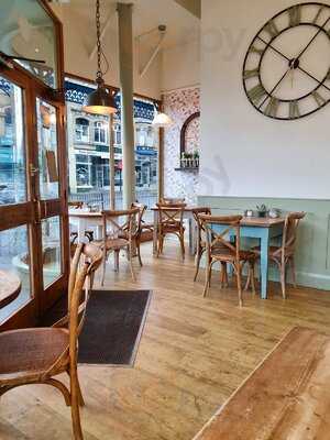 Love To Eat @ Onetwoone