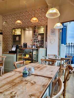 Love To Eat @ Onetwoone