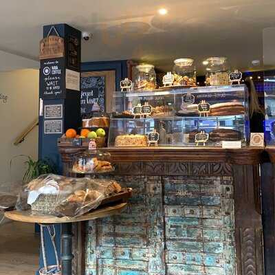 Nava Coffee House, Kitchen & Bar