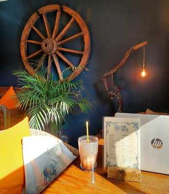 Nava Coffee House, Kitchen & Bar