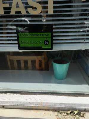 The Sandwich Box Plus