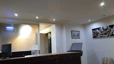 Aki's Indian Takeaway