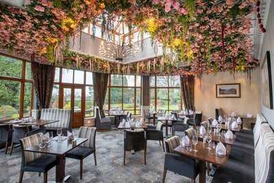 The Drawing Room Bar And Grill