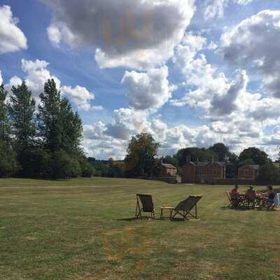 Polo Pavilion Tea Room