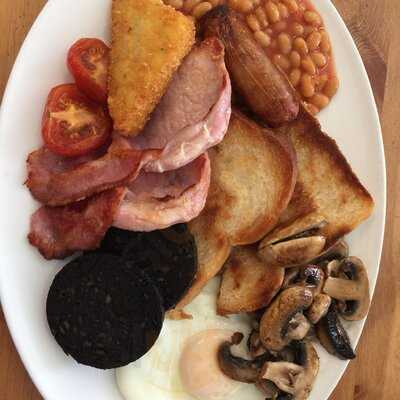 Percy's Cafe - Photo 8