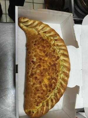 Upper Crust Pizzeria