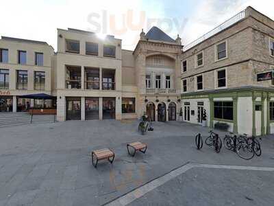 Ole Bar & Restaurant