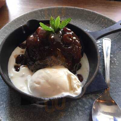 The George Pub Restaurant