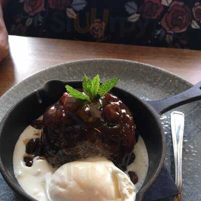 The George Pub Restaurant